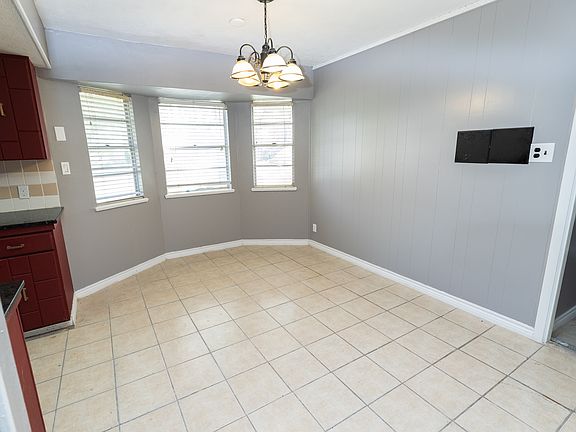 4th image of 1321 Southbay Dr