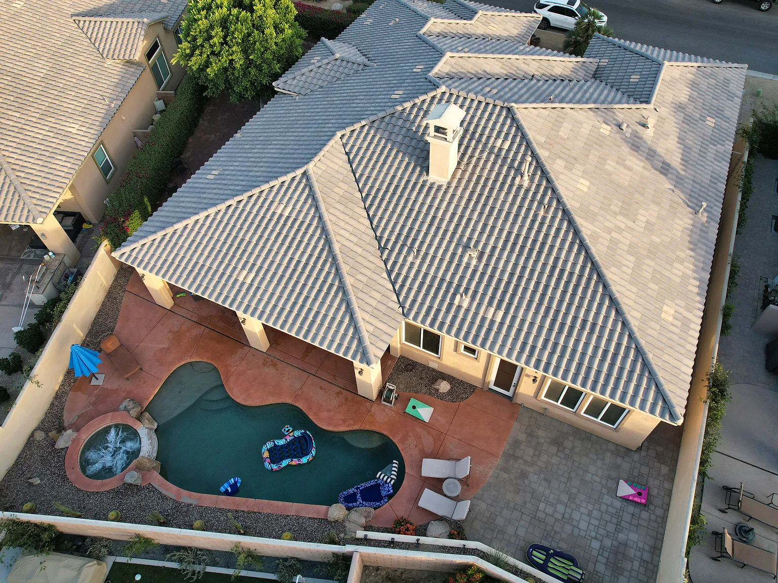 4 bed, 3.5 bath, 3030 sqft, $5,000 — Photo 2