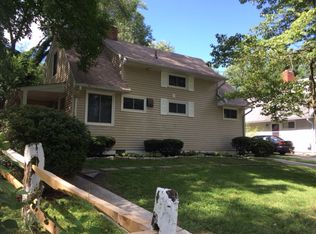 5717 Ridgway Ave, Rockville, MD 20851