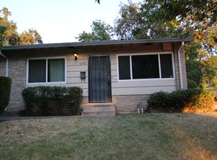 6067 S Land Park Dr, Sacramento, CA 95822