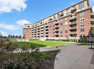 333 W Mifflin St Unit 2090, Madison, WI 53703