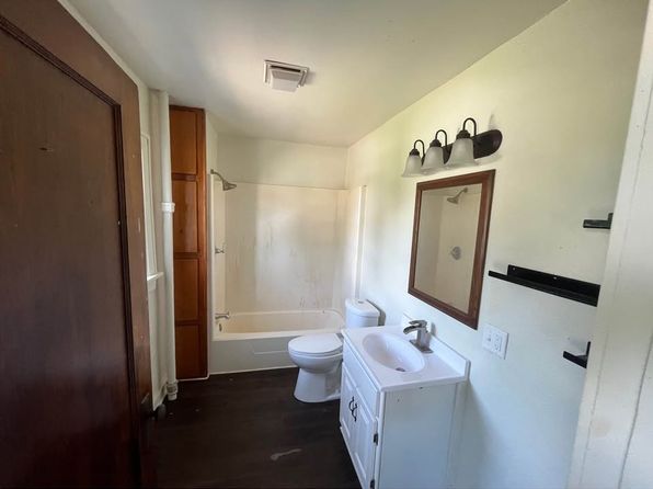 1344 S State Road 109 APT 5