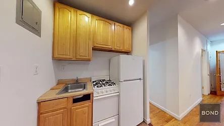 Rented by Bond New York