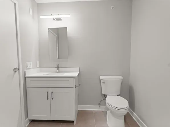 475 Communipaw Avenue image 13 of 33