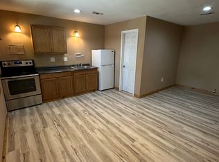 211 Elm St #10, Galena, MO 65656