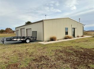 14522 N 2078th Pl, Lone Wolf, OK 73655