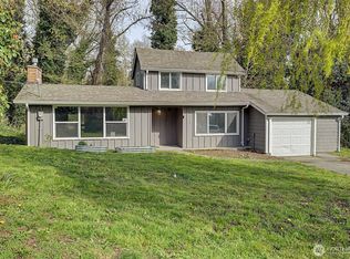 1251 S 230th St, Des Moines, WA 98198