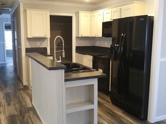 2nd image of 1500 W Highland St Lot 0238