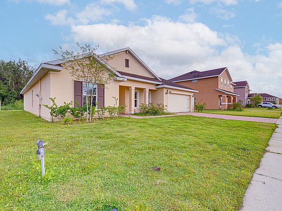 3rd image of 4964 Whistling Wind Ave