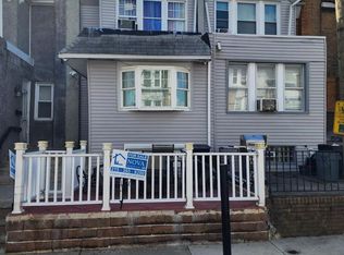 6414 Chelwynde Ave, Philadelphia, PA