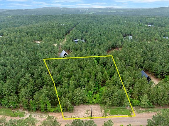 2nd image of 561 Camp Ranch Rd #1