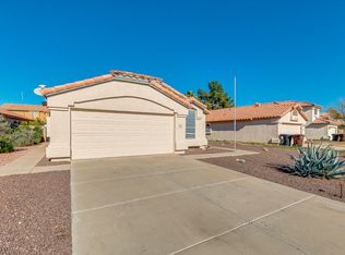 8956 W Kathleen Rd, Peoria, AZ 85382