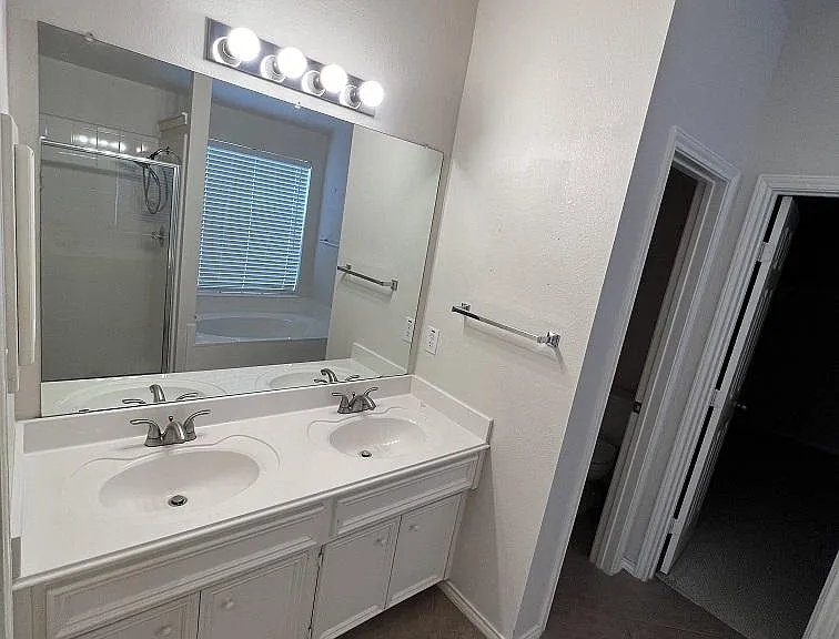 3706 Worthington Lake Dr — Photo 16