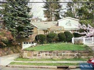 247 Glenwood Ave, Leonia, NJ 07605
