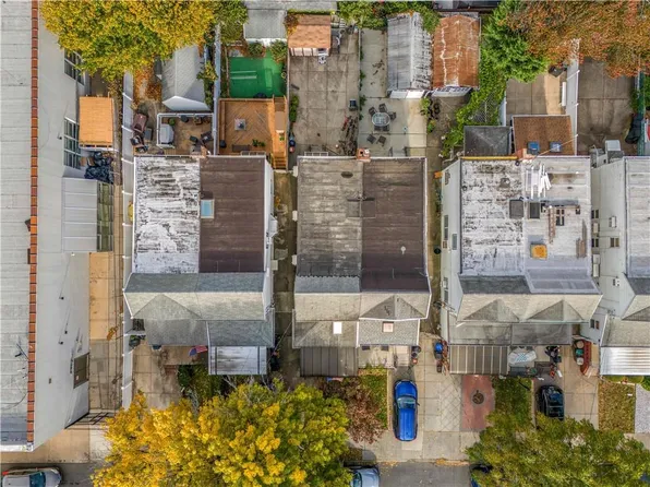 1715 East 35th Street image 29 of 32