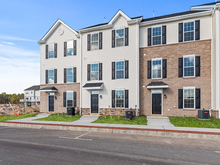 Virtue Rd — Photo 1