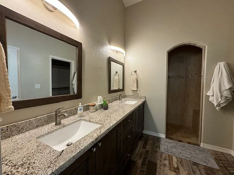 2061 E Lago Grande Pl — Photo 16