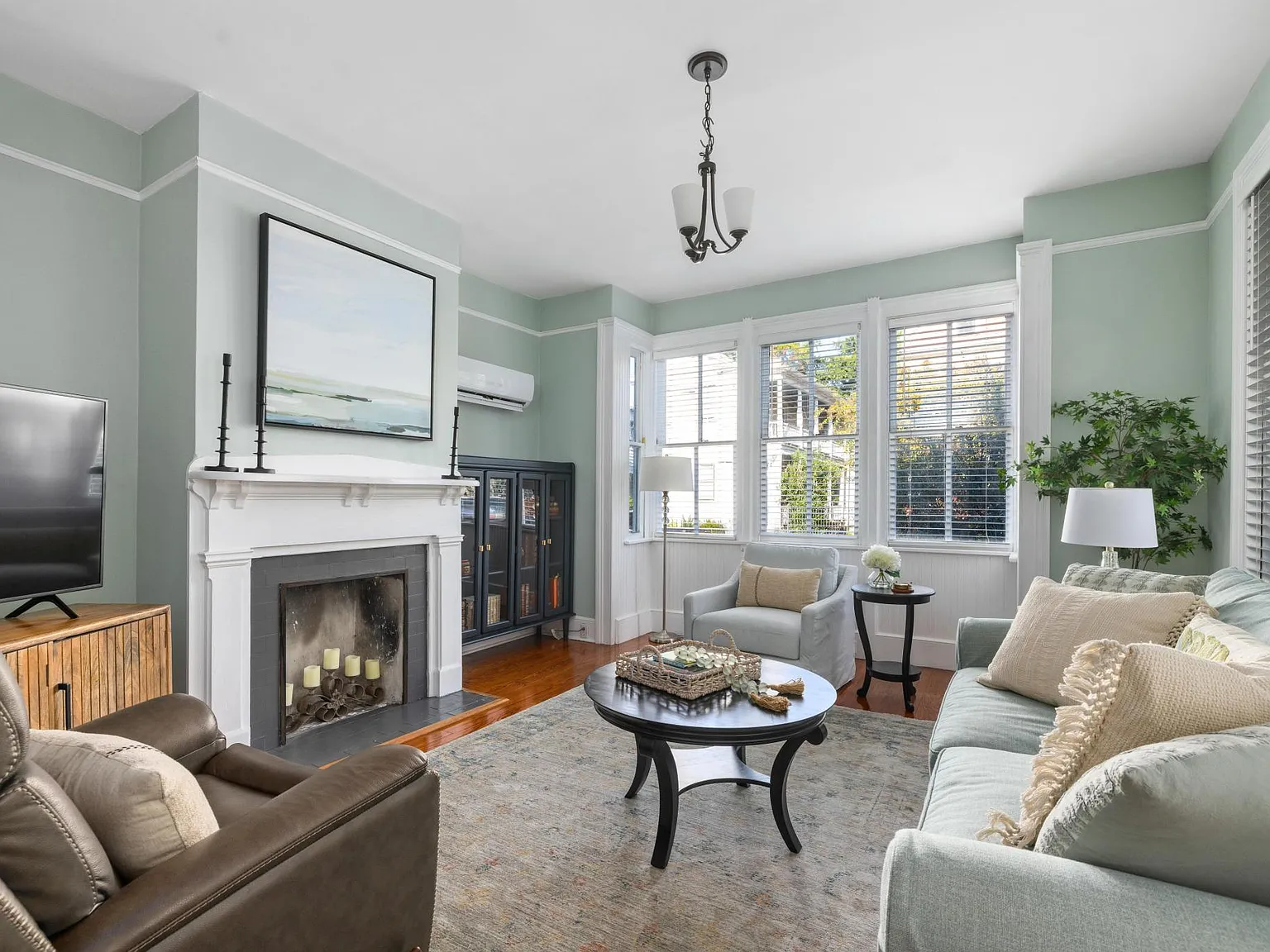 3 bed, 1842 sqft, $5,000 — Photo 3