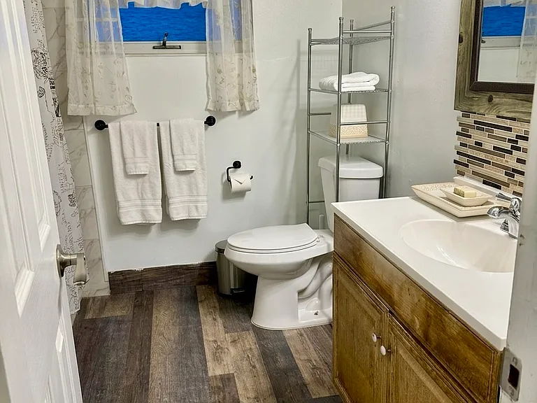 N Linda Ct — Photo 8