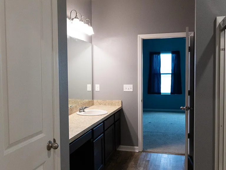 3017 Blue Shores Way — Photo 8