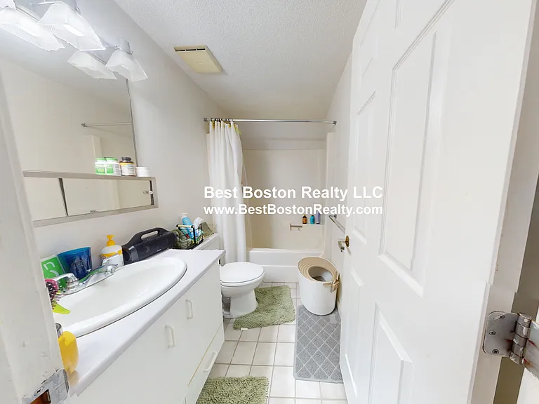 175 Beacon St #102 — Photo 7