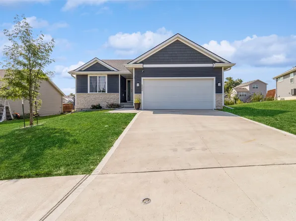 5340 Saint Andrews Cir, Des Moines, IA 50320