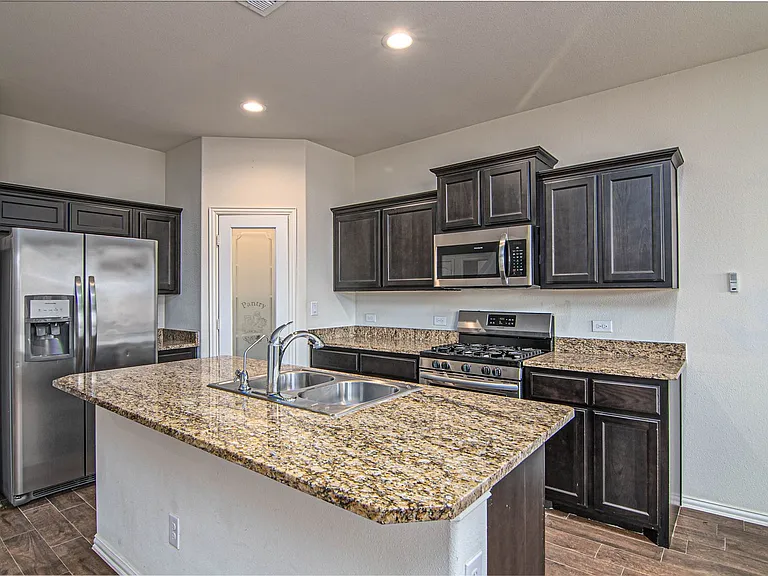 7321 Fossell Ranch Rd — Photo 40