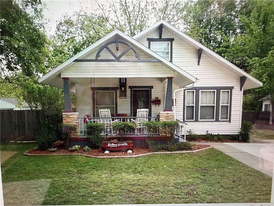 1st image of 608 S Madison St