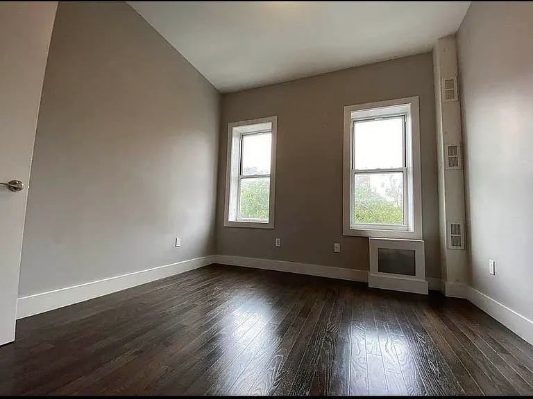 560 W 192nd St #3Q — Photo 5