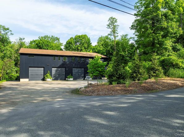 50 Old Albany Post Rd N #2