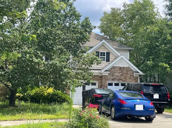 160 Stobhill Ln, Holly Springs, NC 27540