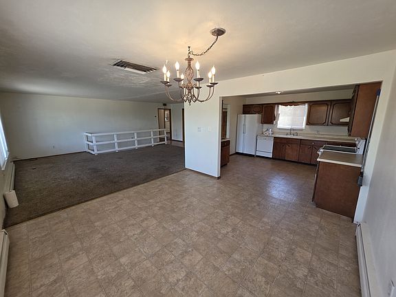 4th image of 2628 Patterson Rd
