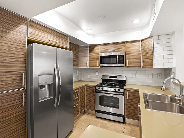 Full-Size Kitchen with Energy-Efficient Appliances