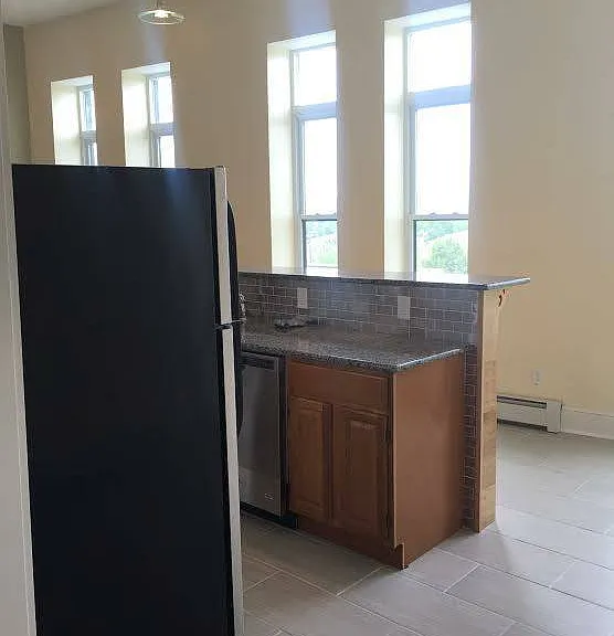 71 N Main St — Photo 3