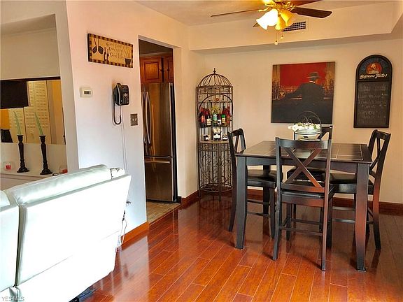 3rd image of 8093 Independence Dr #30-D