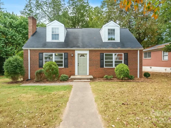 1261 Elizabeth Ave, Statesville, NC 28677