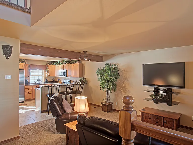 2581 Hatch Cir #2581 — Photo 4