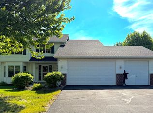 2208 Saddlebrook Rd, Buffalo, MN 55313