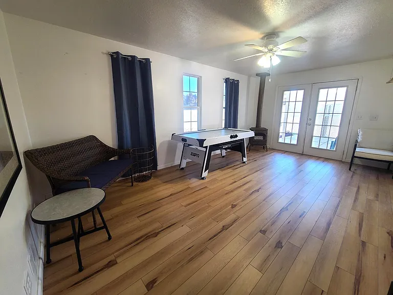 N 2100 W — Photo 8