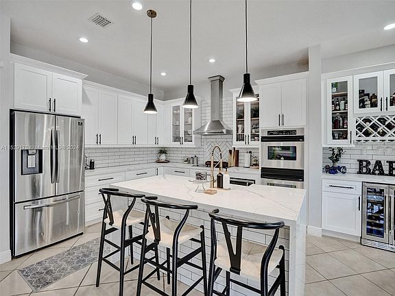 5th image of 12352 NW 26th St