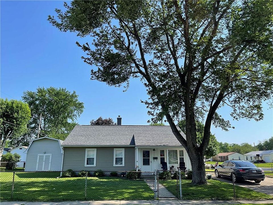 1st image of 602 Willow Dr