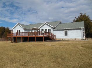 262 Gass Rd, Whittier, NC 28789