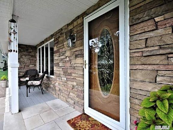 3rd image of 38 Parkridge Cir
