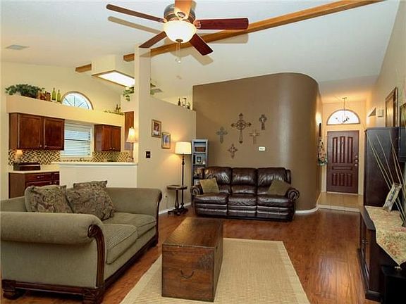 3rd image of 1304 Lauretta Wood Dr