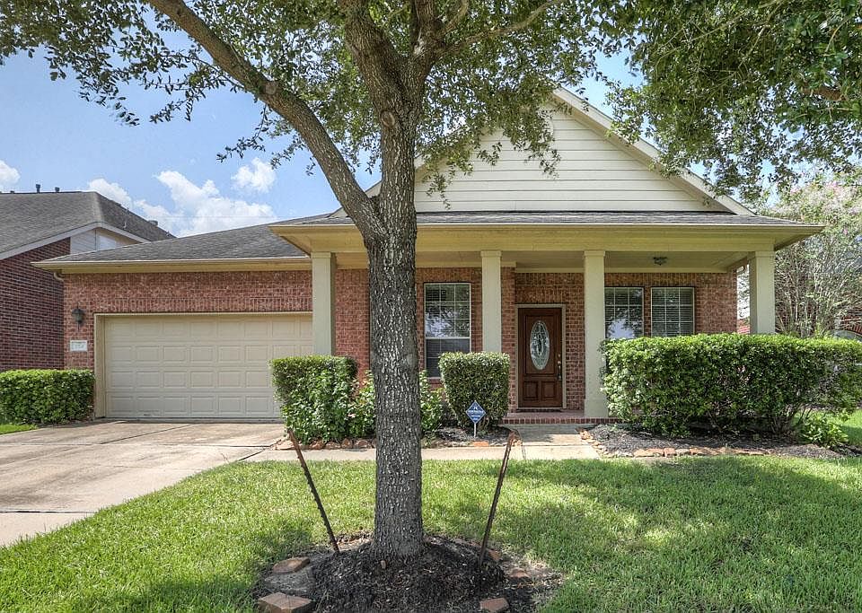 1st image of 154 Nina Ln