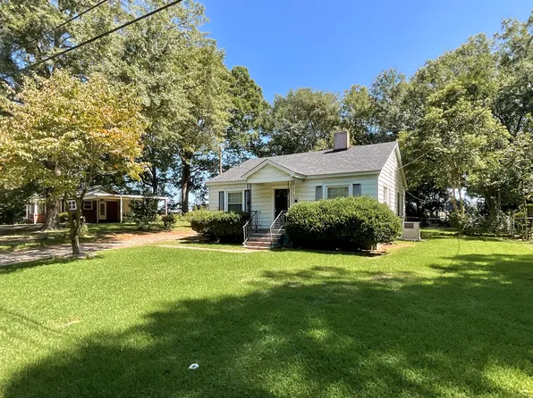 512 Carl St, Gastonia, NC 28054