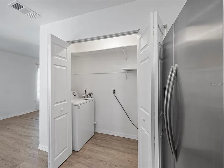 23019 Seneca Ave #A — Photo 18