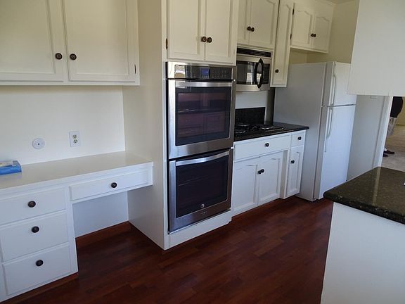 3rd image of 3347 Glendora Dr
