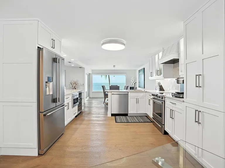 9517 Gulf Shore Dr #401 — Photo 55