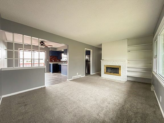 3rd image of 5029 Arbor Cir